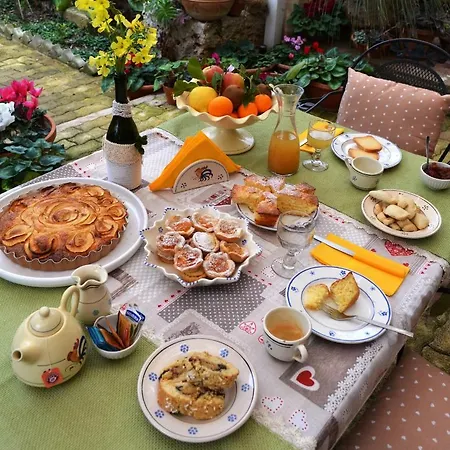 Couette-café La Casa Nel Villaggio Montalbano (Apulia)