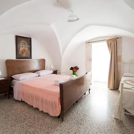 La Casa Nel Villaggio Couette-café