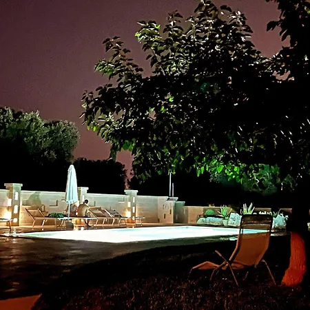 La Casa Nel Villaggio Bed & Breakfast Montalbano (Apulia)